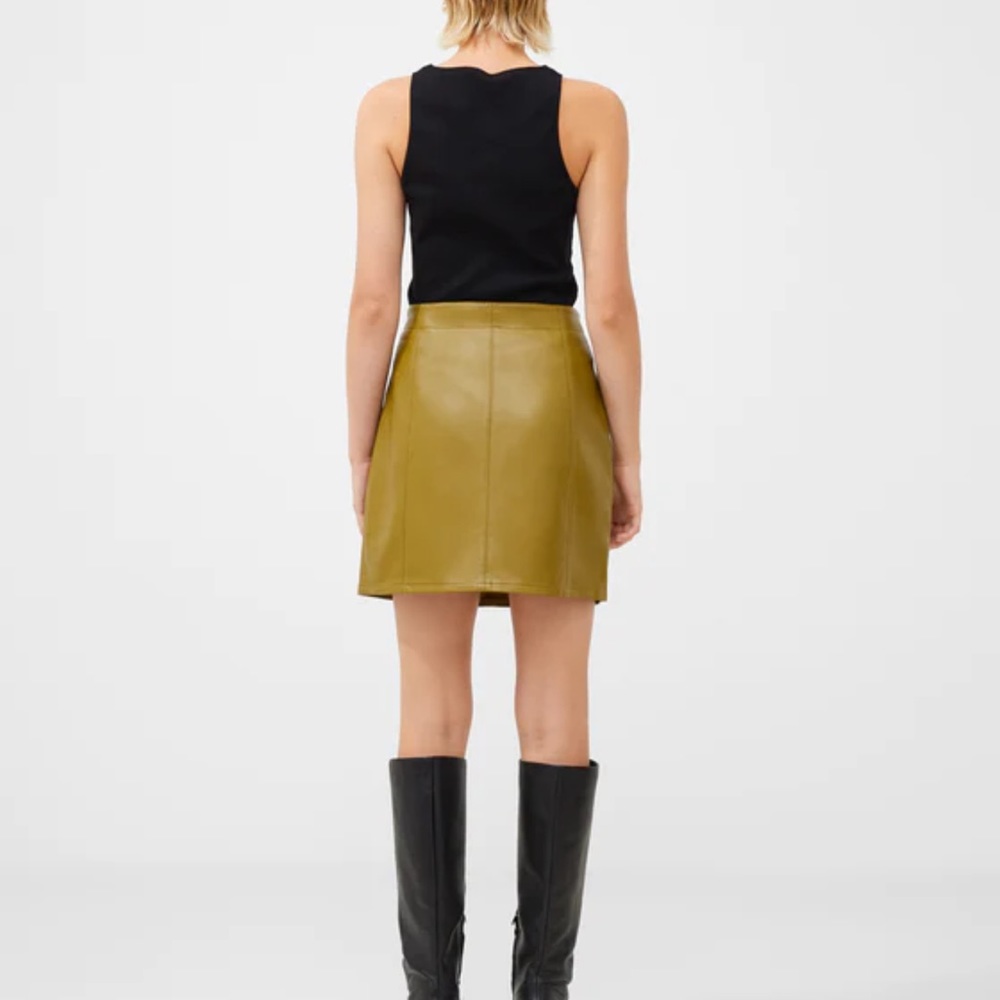 French Connection Crolenda PU Leather Nutria Stitch Mini Skirt Size 4 - Picture 2 of 8